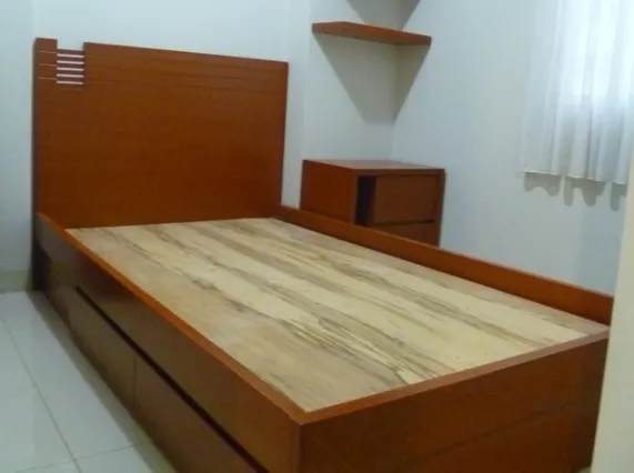 Tempat Tidur Tempat Tidur Minimalis <BR>Model Roteran Garis 1 p1030487